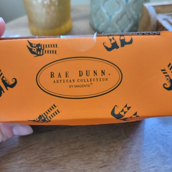 NEW Rae Dunn EEK! & BOO! Salt and Pepper Shakers Halloween 2022 - Picture 2 of 4